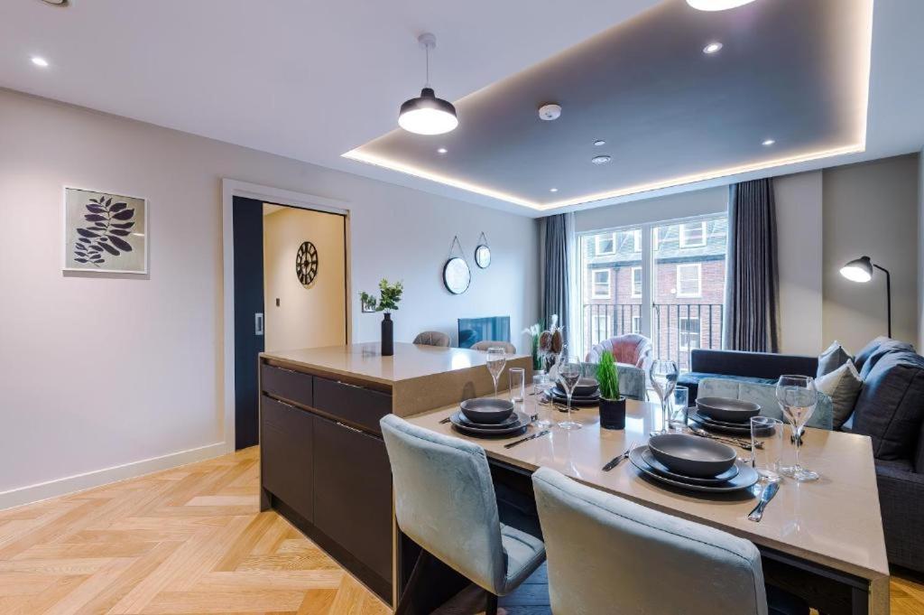 Exquisite Central York Abode Sleeps 6! Exterior photo