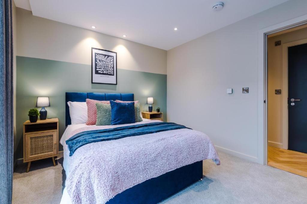 Exquisite Central York Abode Sleeps 6! Exterior photo