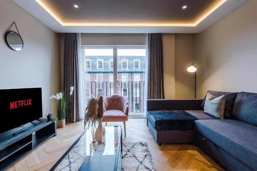 Exquisite Central York Abode Sleeps 6! Exterior photo